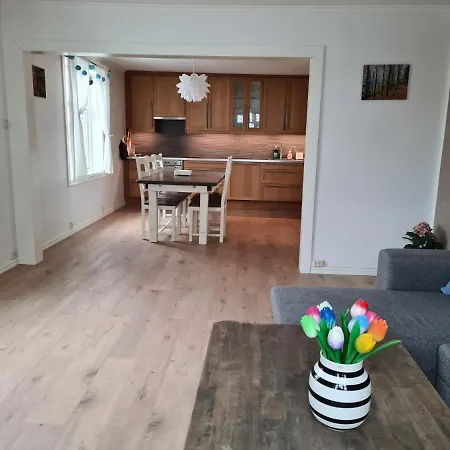 아파트 Floyen Townhouse 베르겐
