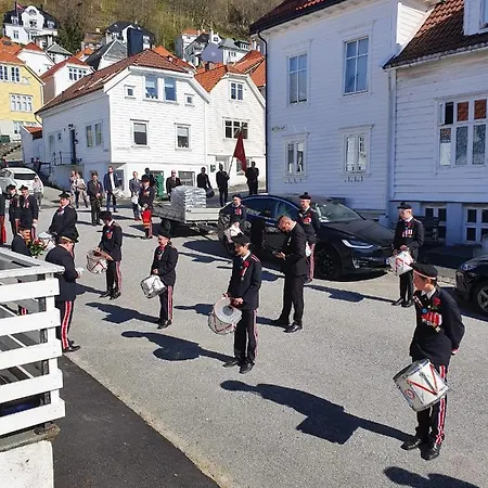 Fløyen Townhouse Leilighet *