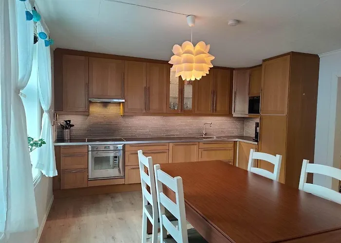 Appartement Floyen Townhouse *